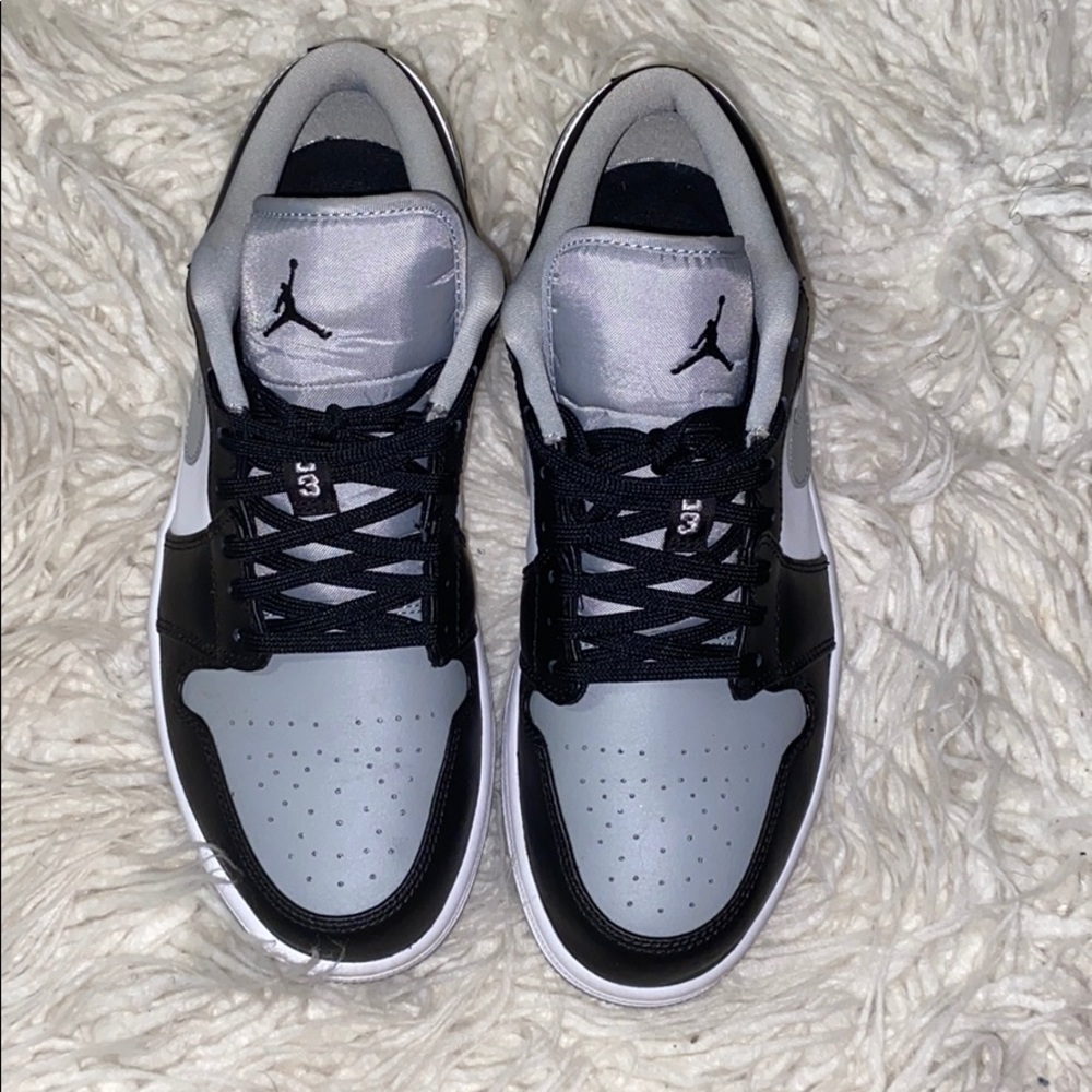 Jordan 1 Low Shadow